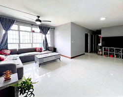 Blk 293D Skypeak @ Bukit Batok (Bukit Batok), HDB 4 Rooms #552577271